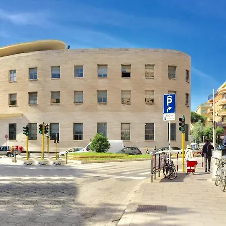 Domus 20 דירה